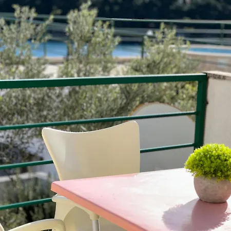 Apartment Milna - With Swimming Pool & Amazing Seaviews, Above Bijaka Beach Exteriér fotografie