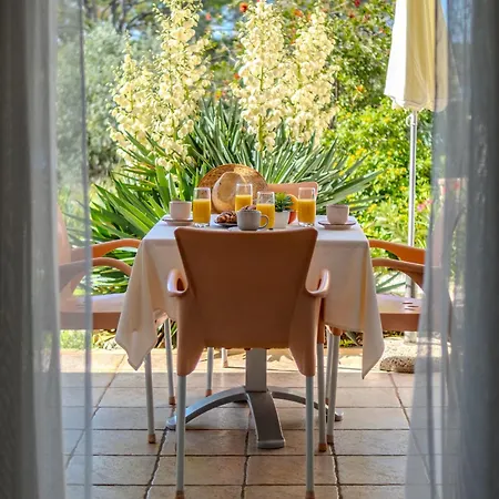 Apartment Milna - With Swimming Pool & Amazing Seaviews, Above Bijaka Beach Exteriér fotografie