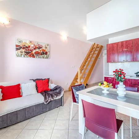 Apartment Milna - With Swimming Pool & Amazing Seaviews, Above Bijaka Beach Exteriér fotografie