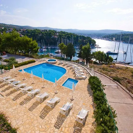 Apartment Milna - With Swimming Pool & Amazing Seaviews, Above Bijaka Beach Exteriér fotografie